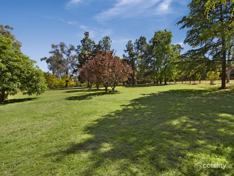 21 Volunteer Rd, Kenthurst, NSW 2156