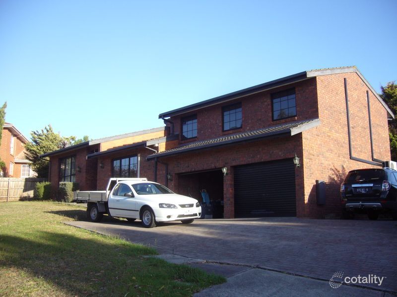 3 Briscoe Ct, Endeavour Hills, VIC 3802
