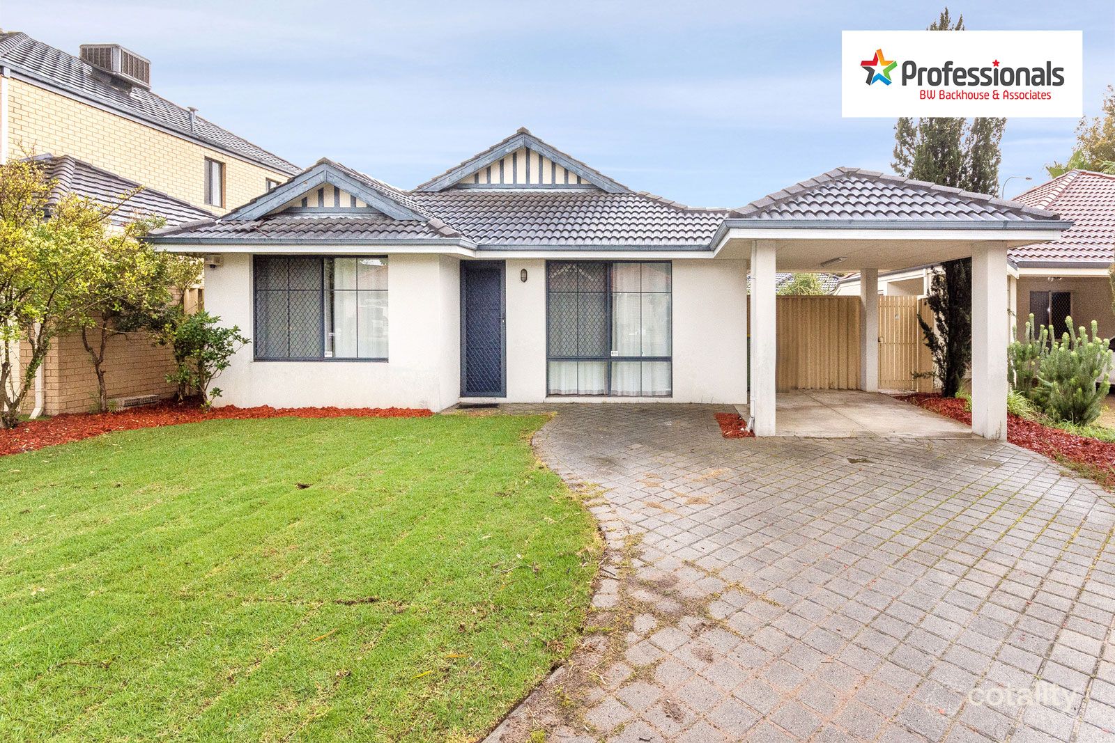 7 Eton Ct, Bentley, WA 6102