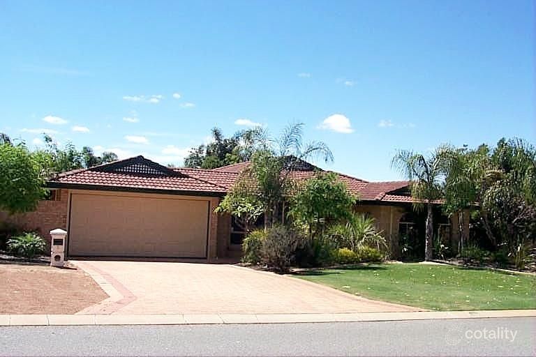2 Rotorua Gr, Joondalup, WA 6027