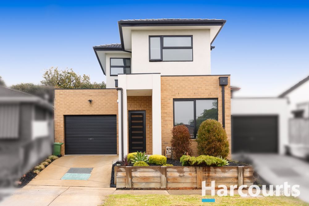 57a Essex Park Dr, Endeavour Hills, VIC 3802