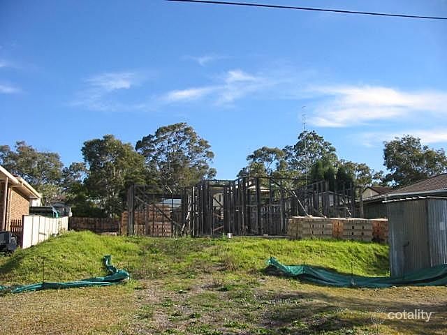 55 Warrina Ave, Summerland Point, NSW 2259
