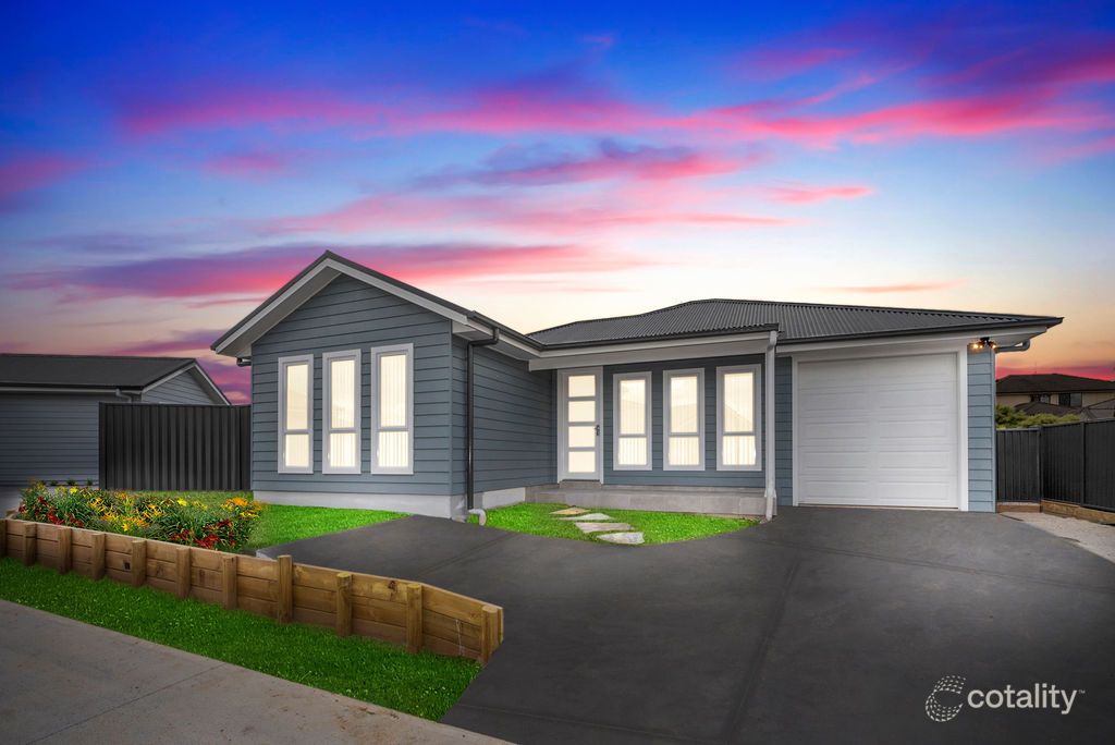 2a Ascot Dr, Currans Hill, NSW 2567