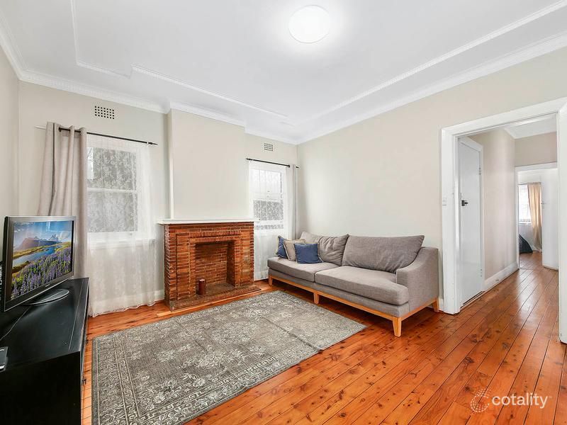 37 Hendy Ave, South Coogee, NSW 2034