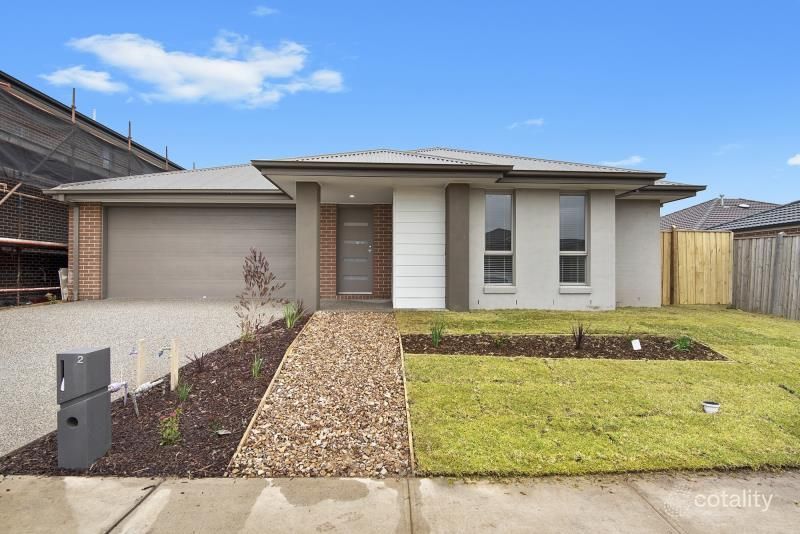 2 Grandstand Cres, Clyde North, VIC 3978