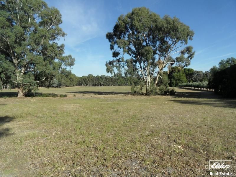 26 Goldfields Rd, Cockatoo Valley, SA 5351