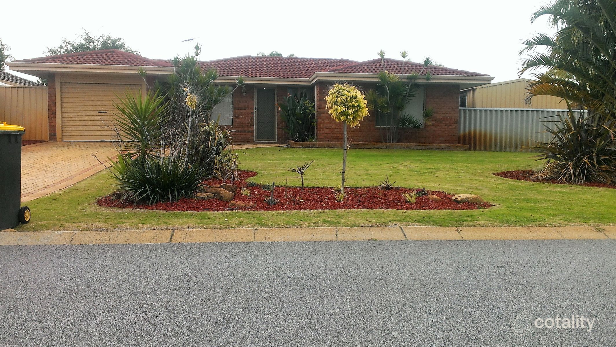 5 Bullfinch Way, Ballajura, WA 6066