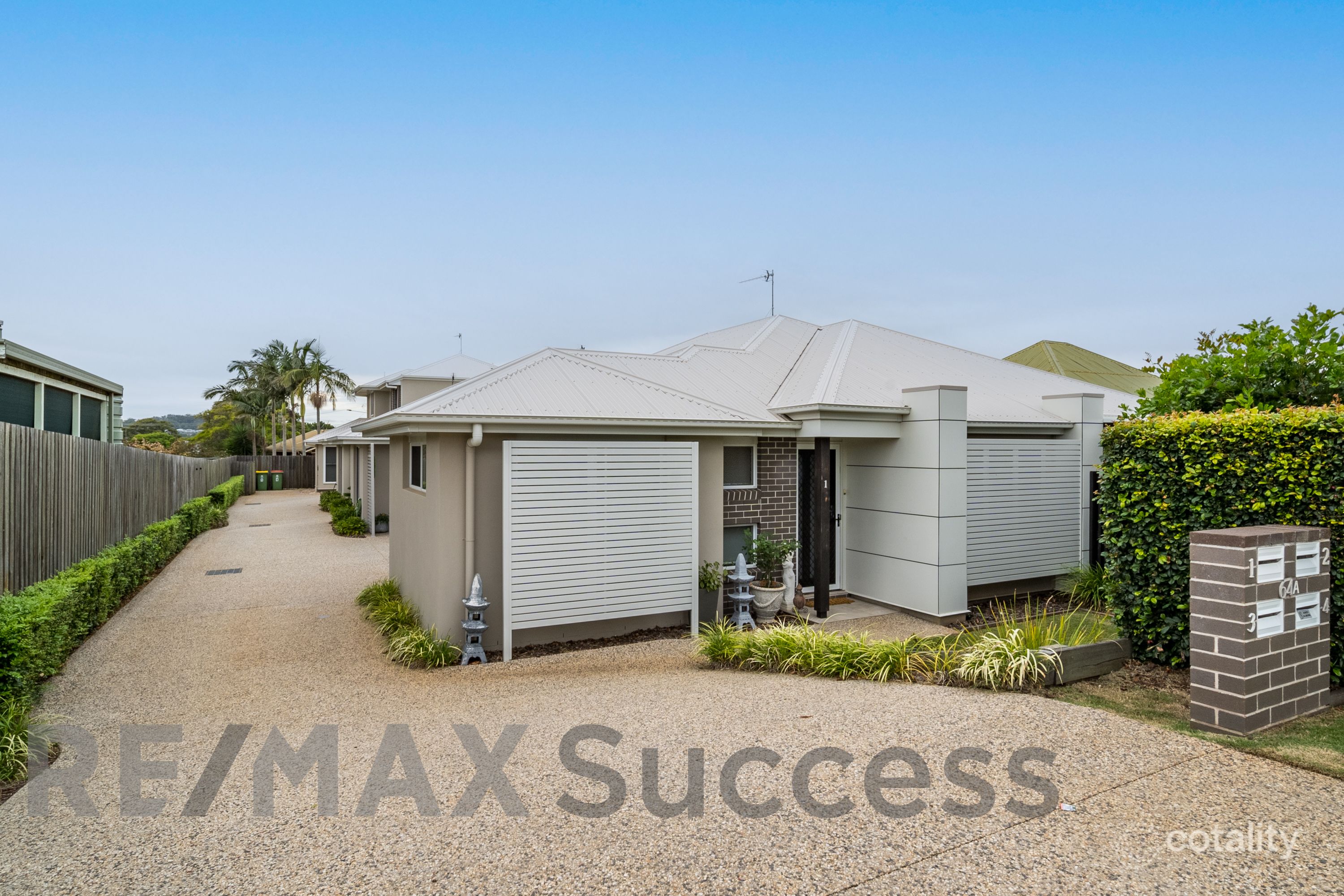 64a Holberton, Rockville, QLD 4350