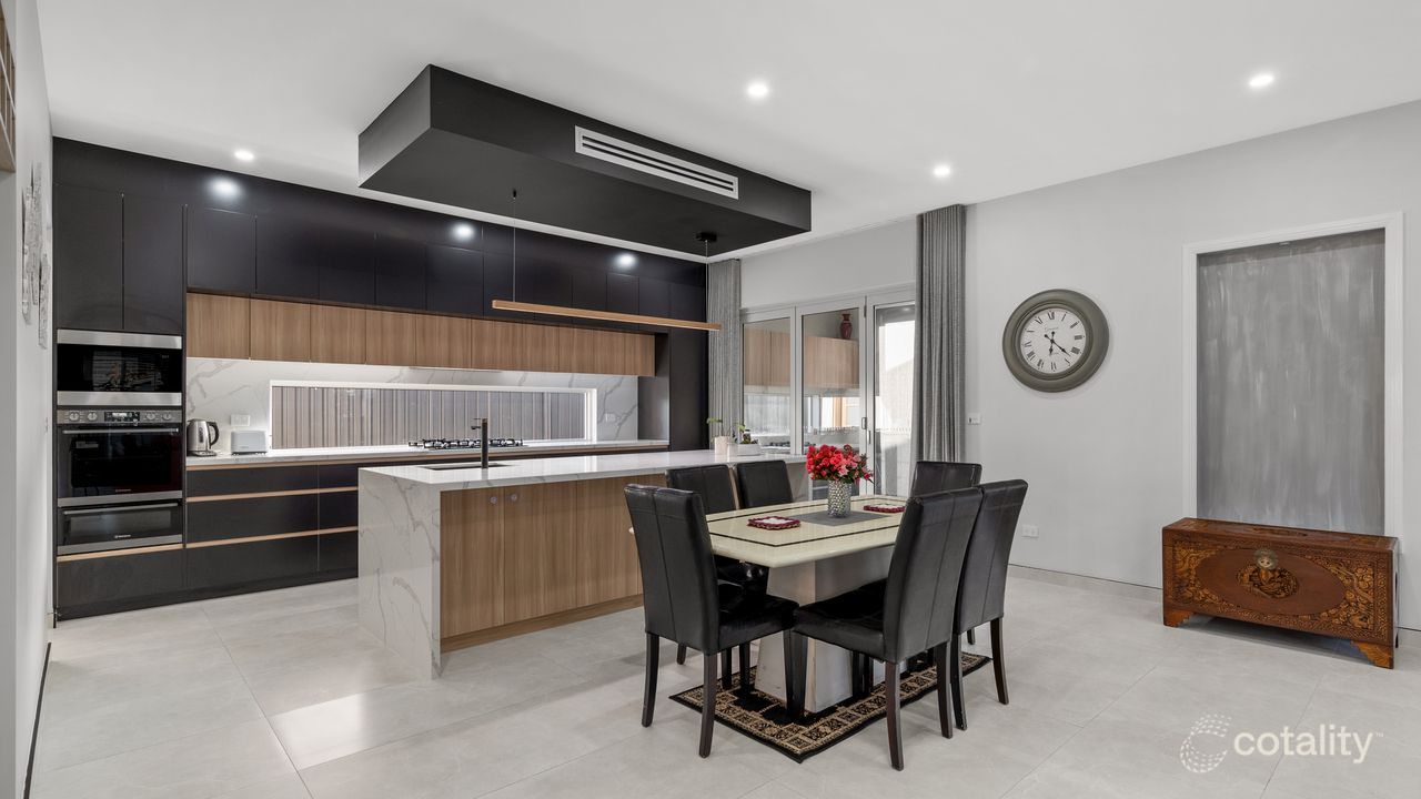 23 Renshaw St, Catherine Field, NSW 2557