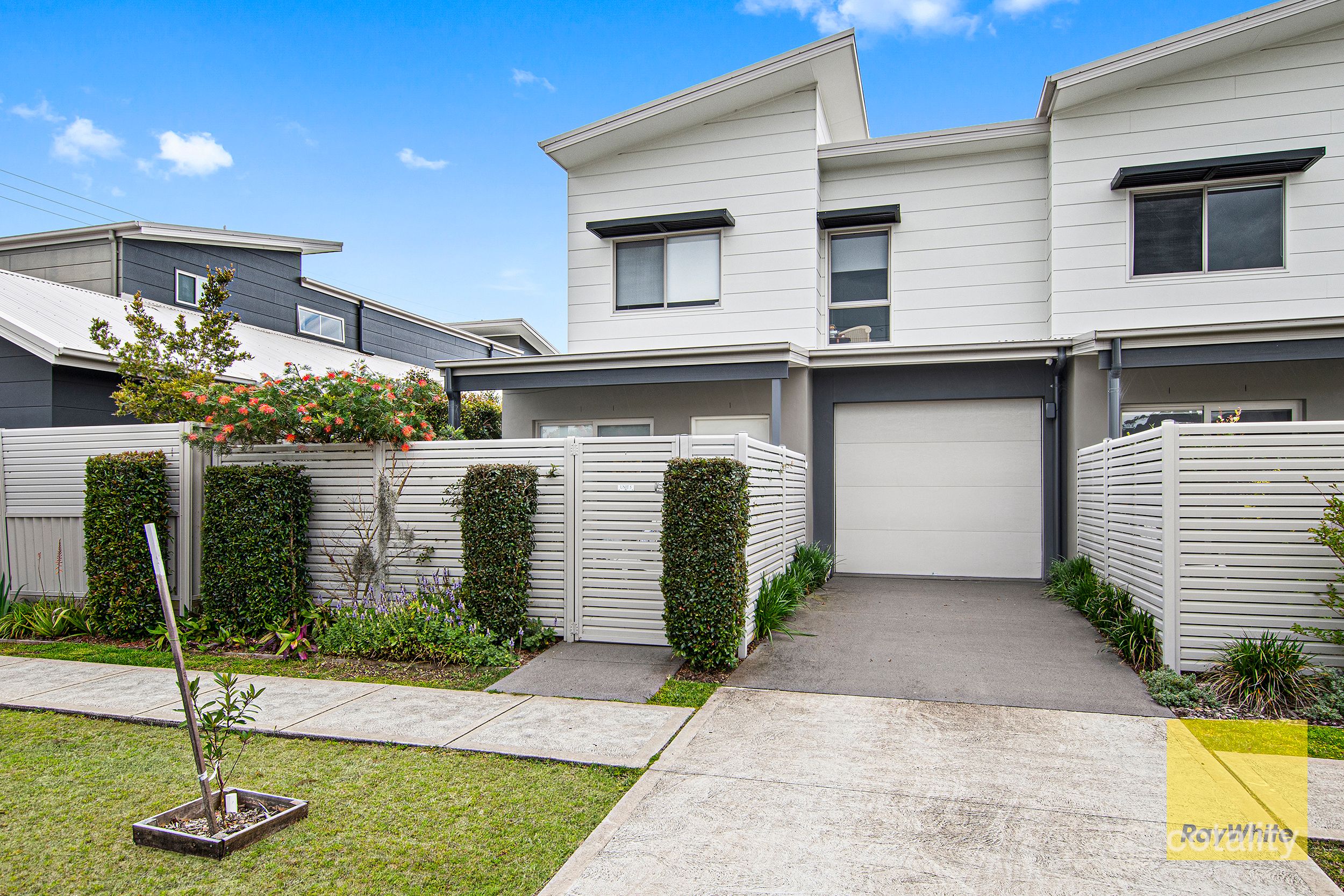 5/4 Everglades Cres, Woy Woy, NSW 2256