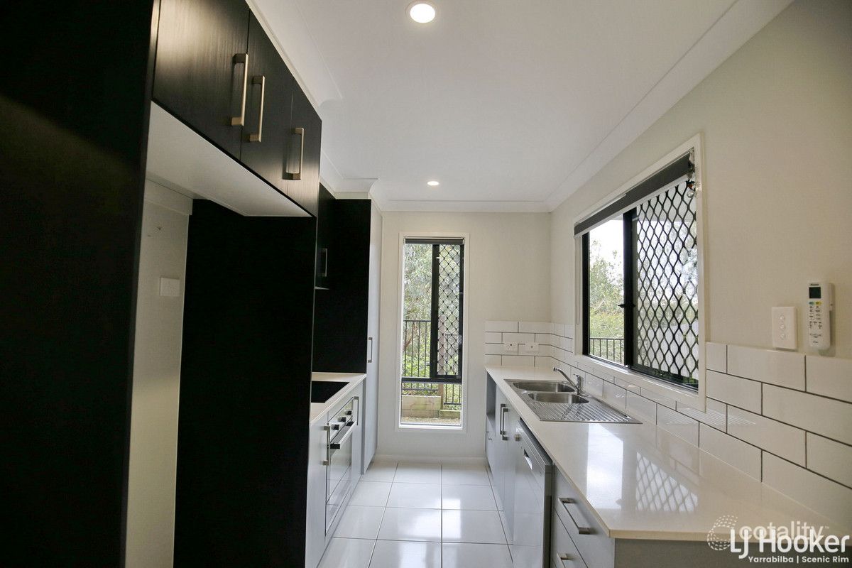 8/8 Highlands St, Yarrabilba, QLD 4207