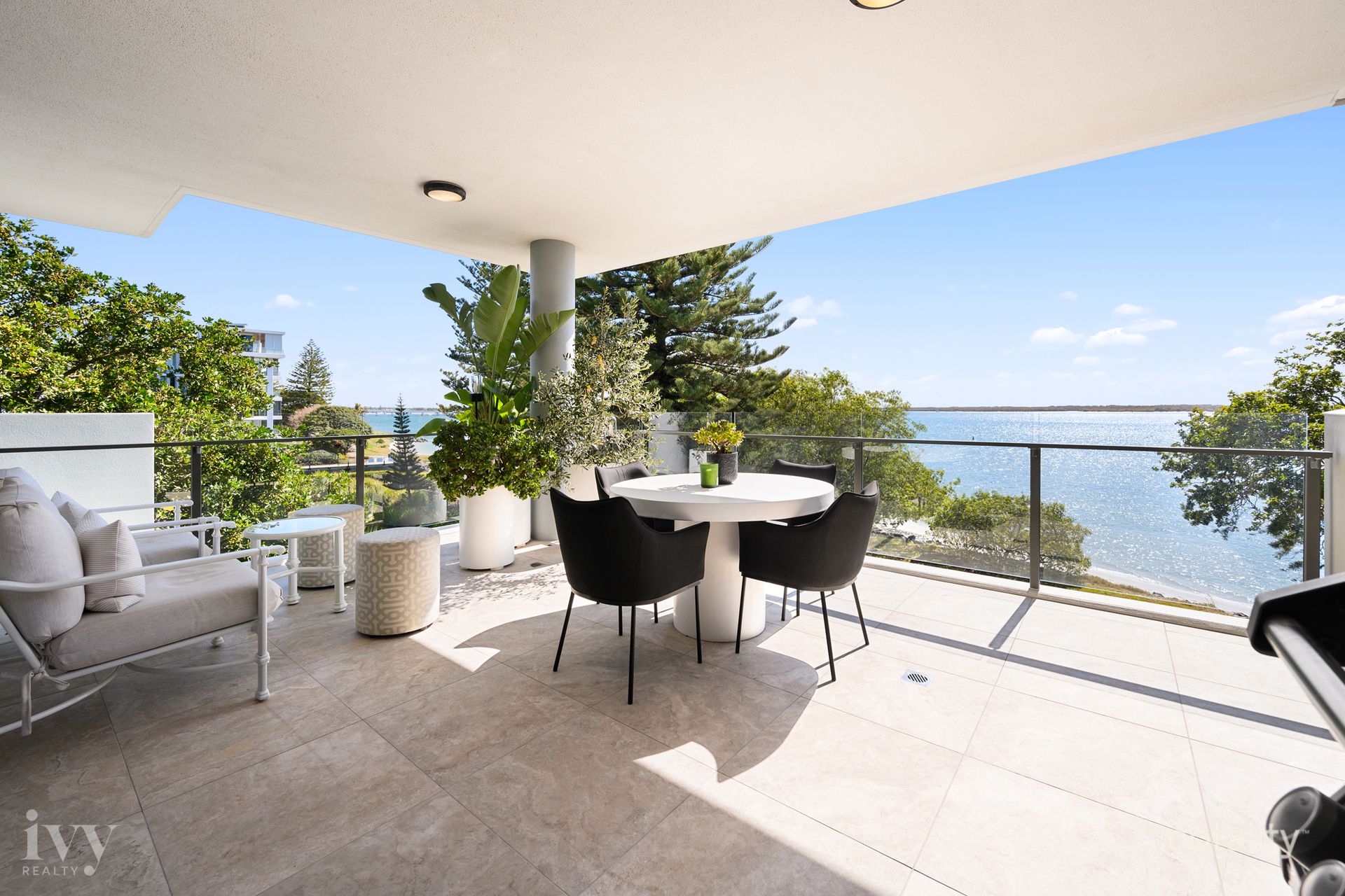 1301/323 Bayview St, Hollywell, QLD 4216