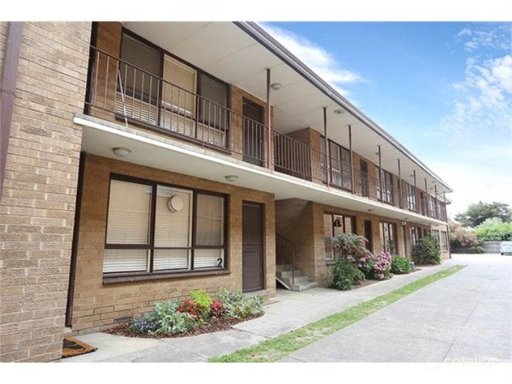 11/12 Carmichael St, West Footscray, VIC 3012