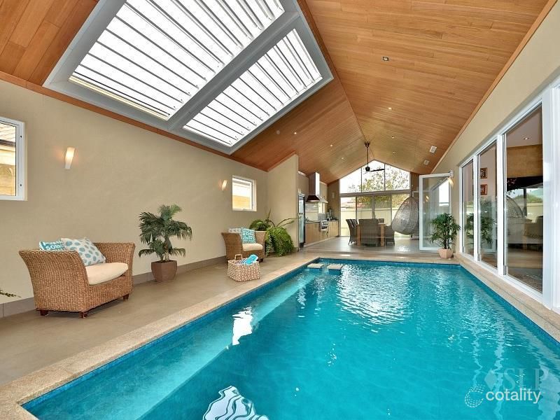 37 Rialto Pl, Halls Head, WA 6210