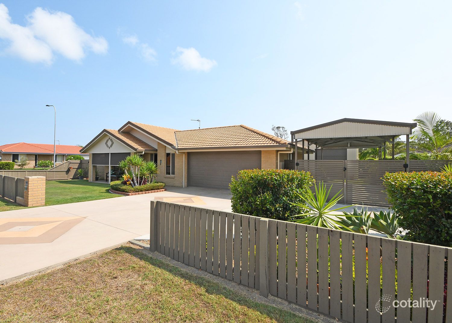 34 Moonstone Dr, Urangan, QLD 4655