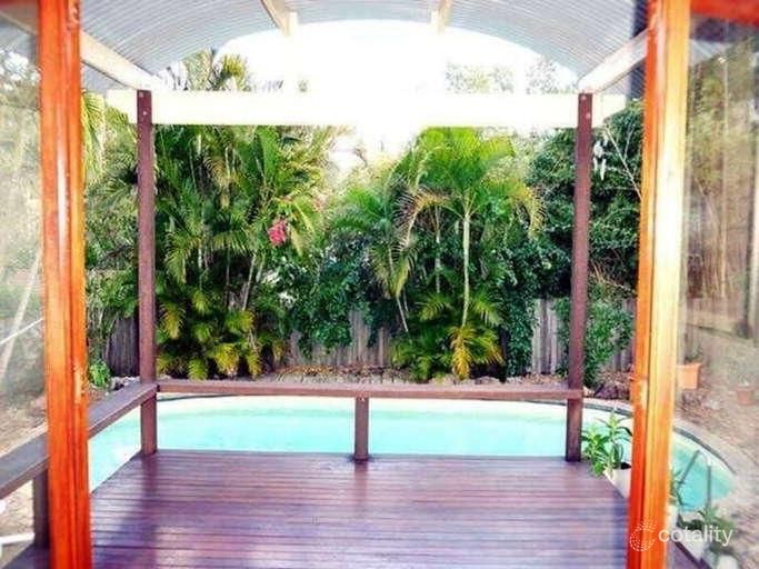 17 Wiseman St, Kenmore, QLD 4069