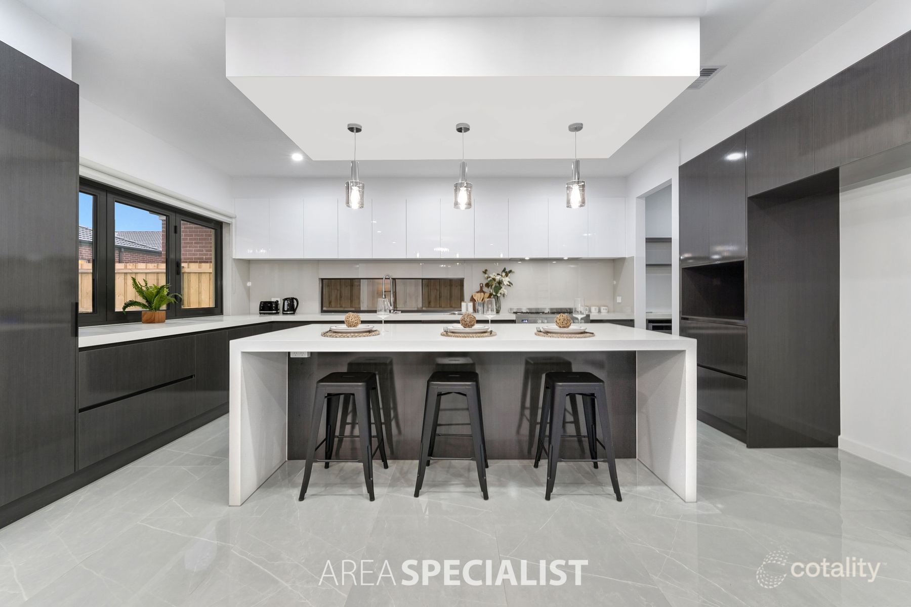 14 Dalmatian St, Cranbourne East, VIC 3977