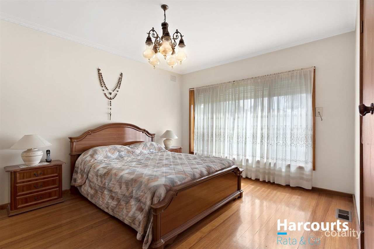 2 Bargrove Ct, Thomastown, VIC 3074