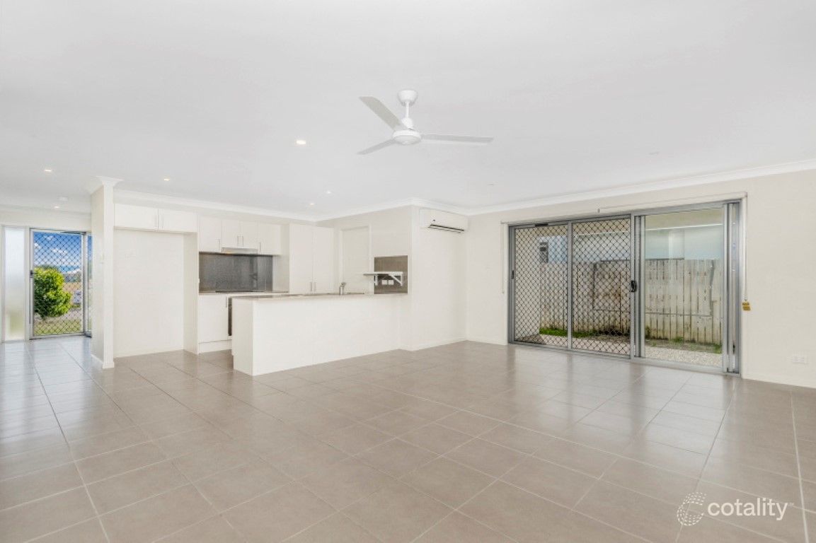 1/14 Whitehaven Way, Mount Low, QLD 4818