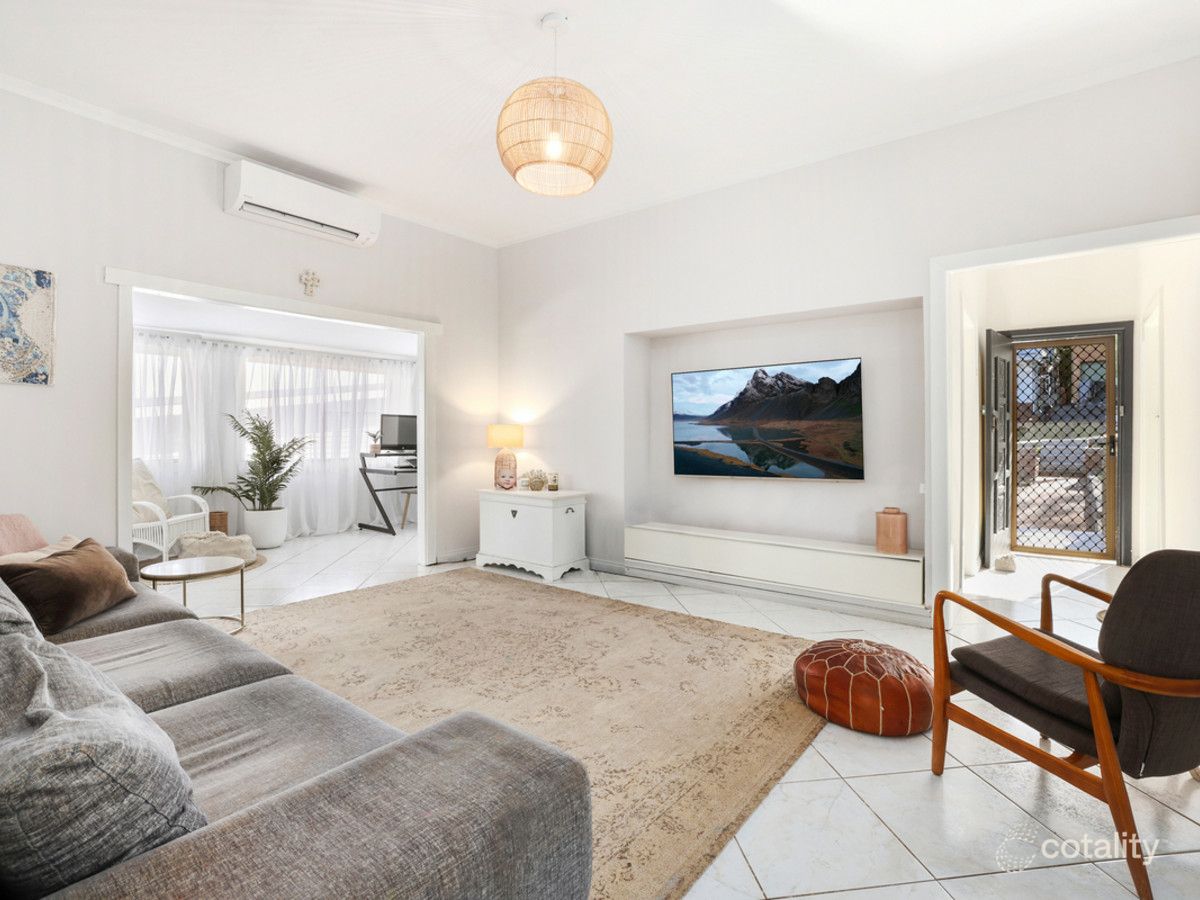 21 Hill St, Warriewood, NSW 2102