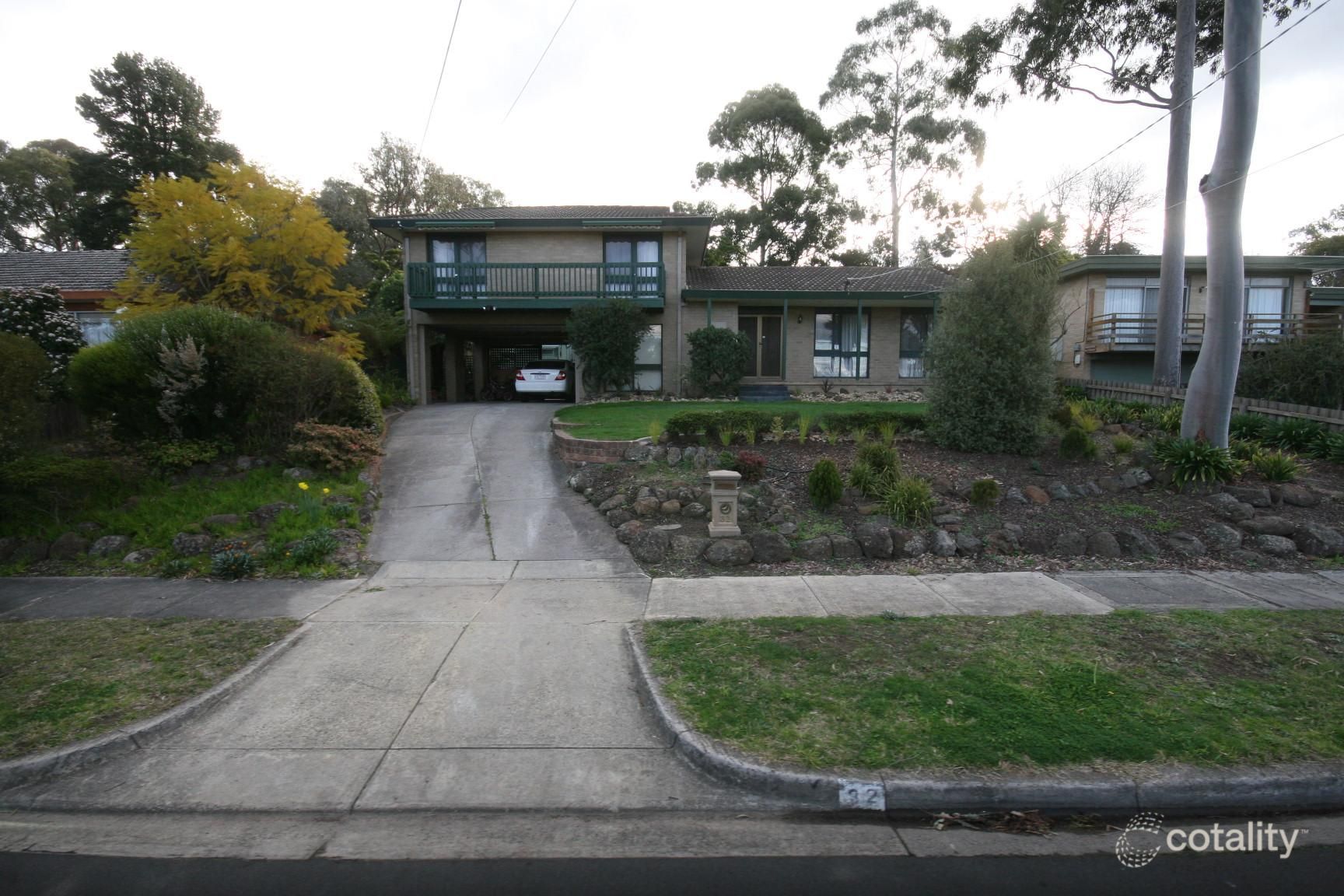 32 Mariana Ave, Croydon South, VIC 3136