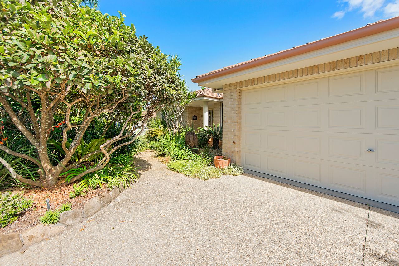 11 Alexander Cl, Dunbogan, NSW 2443