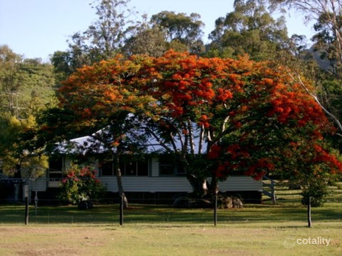 221 Dry Gully Rd, Mount Whitestone, QLD 4347