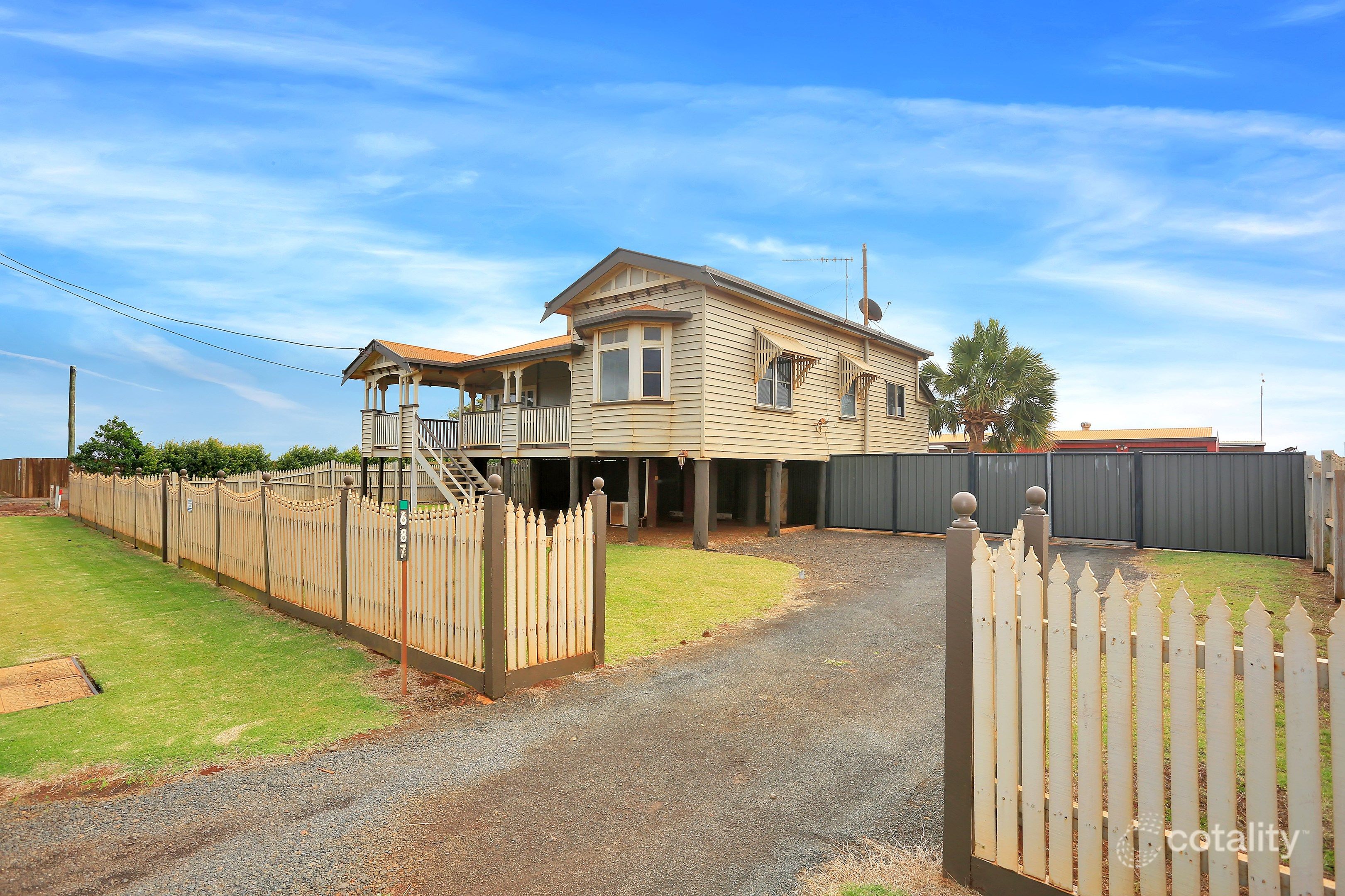 687 Elliott Heads Rd, Windermere, QLD 4670