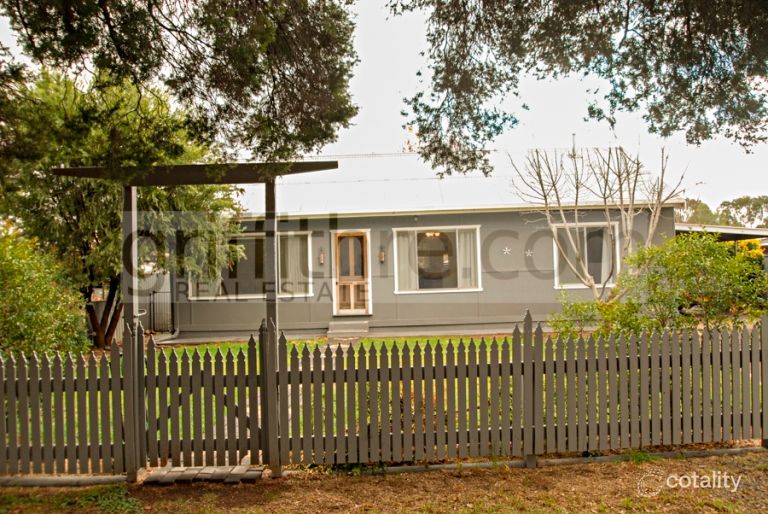 6 Richards St, Beelbangera, NSW 2680