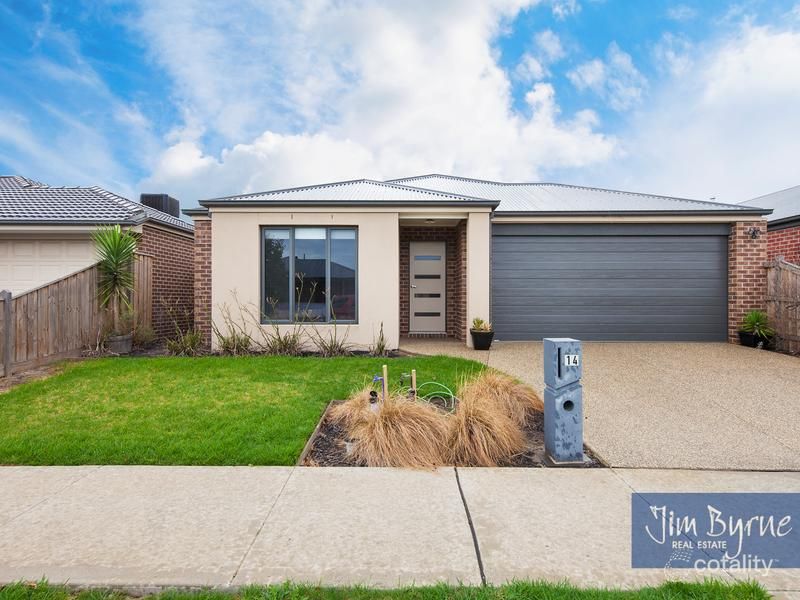 14 Campaspe St, Clyde North, VIC 3978