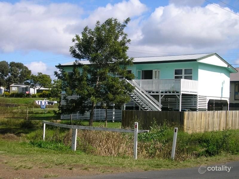 34 Walters St, Lowood, QLD 4311