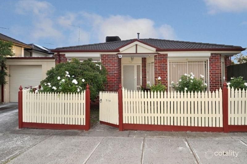 71a Station Rd, Glenroy, VIC 3046