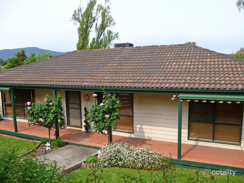 33 Middleton Dr, Woori Yallock, VIC 3139