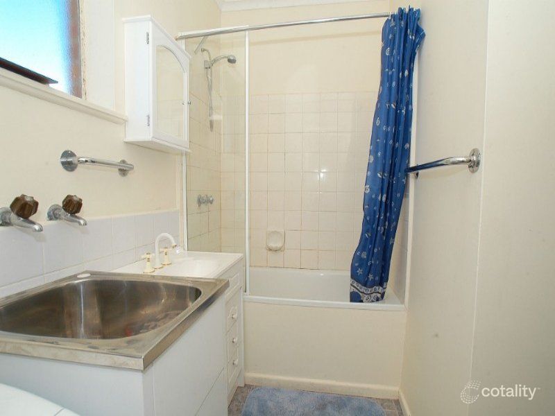 13/6 Newman Ave, Carnegie, VIC 3163