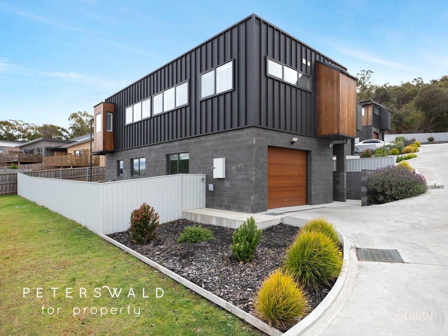 2/1 Cologne Dr, Oakdowns, TAS 7019