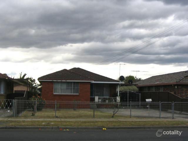 37 St Johns Rd, Canley Heights, NSW 2166