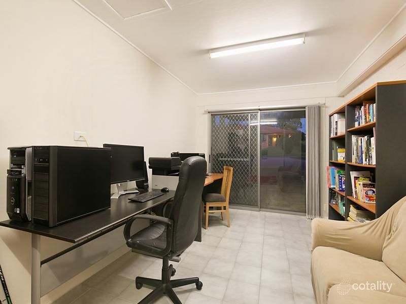 12 Walbrook Ave, Springwood, QLD 4127