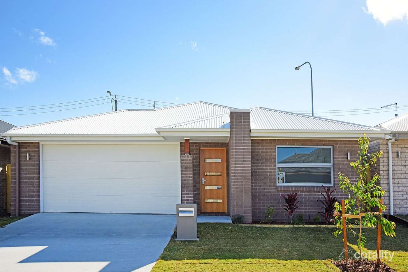 21 Millbrook Cct, Beerwah, QLD 4519