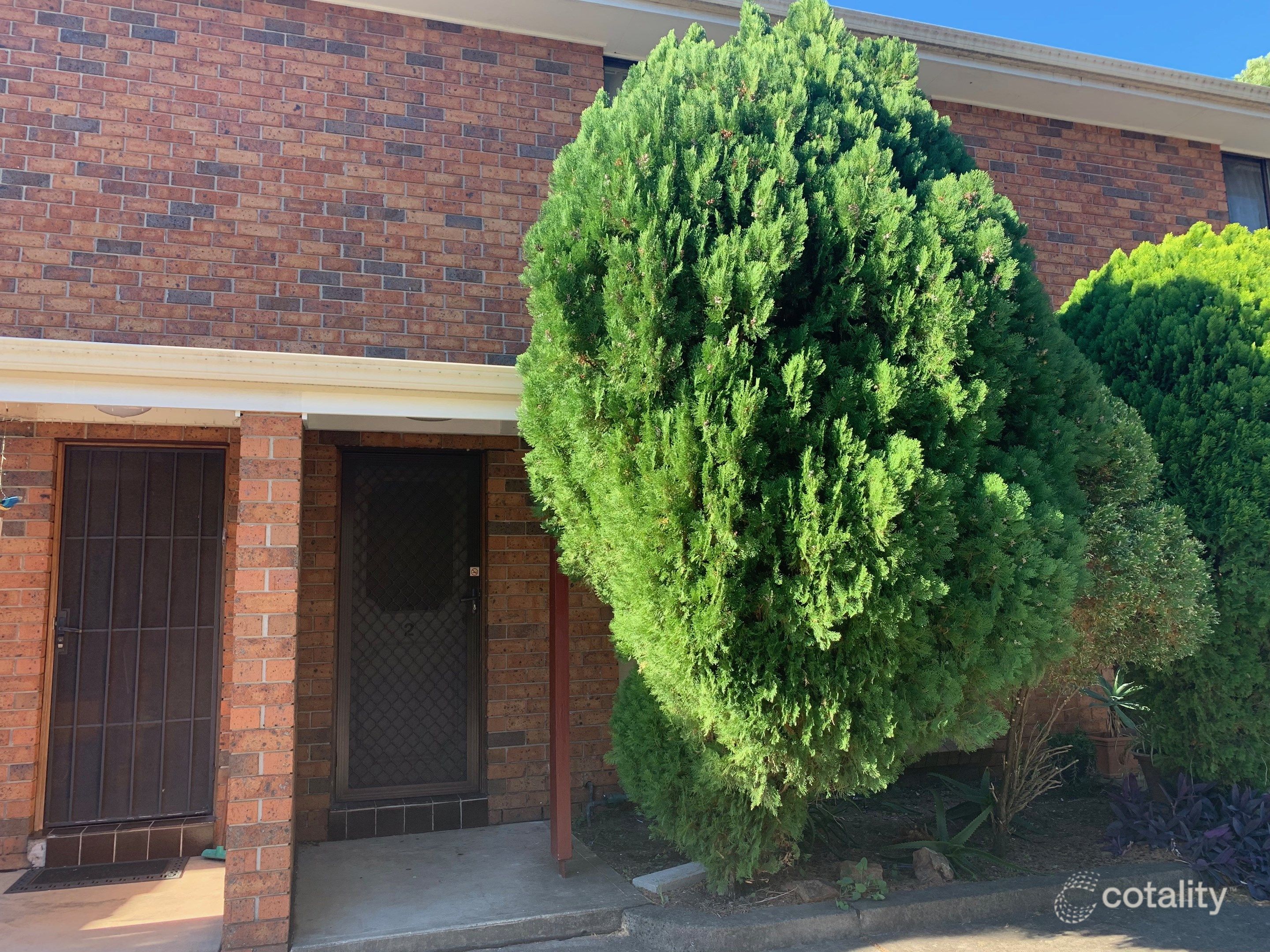 2/27 Myee Rd, Macquarie Fields, NSW 2564