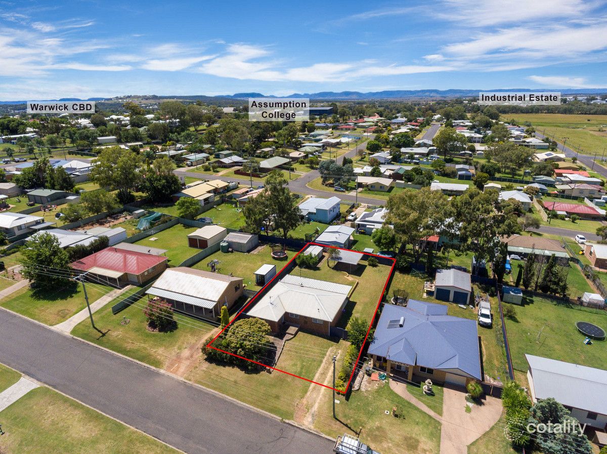 8 Furness Cres, Warwick, QLD 4370