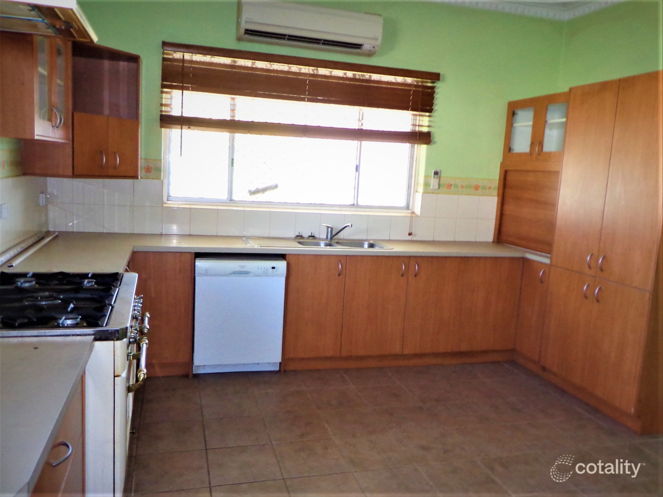 32 Tavistock St, Wagin, WA 6315