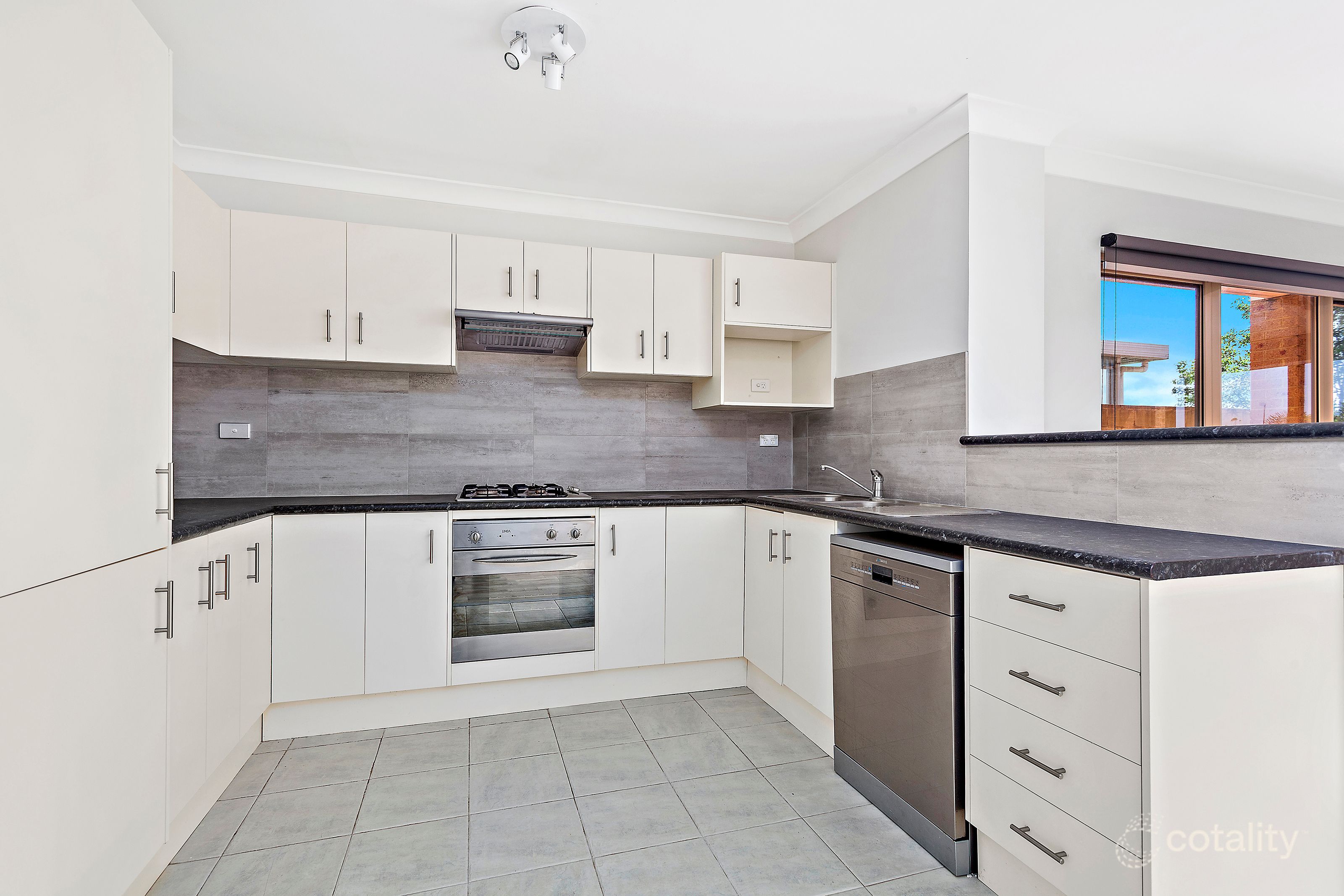 4/28 Underwood St, Corrimal, NSW 2518