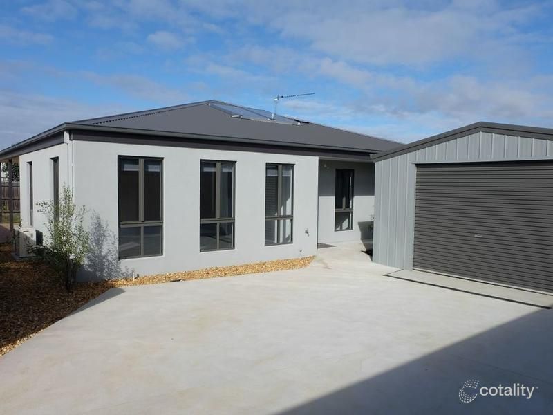 19 Lindemann Rtt, Paynesville, VIC 3880