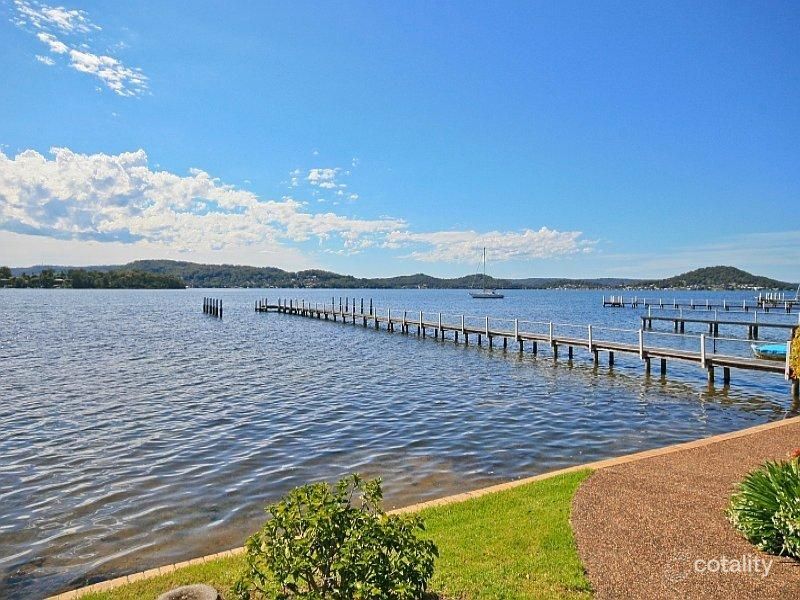 11/9 Kurrawa Ave, Point Clare, NSW 2250