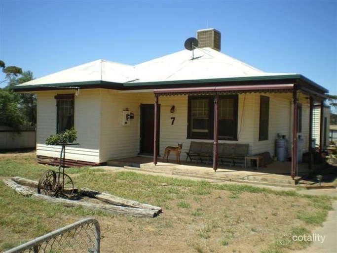 6 Mahrong St, Lascelles, VIC 3487