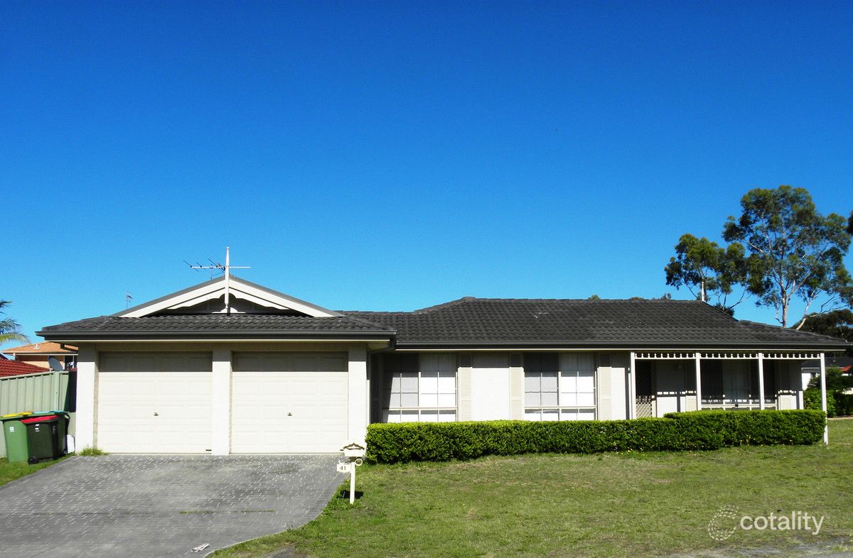 41 Lady Laurel Dr, Blue Haven, NSW 2262