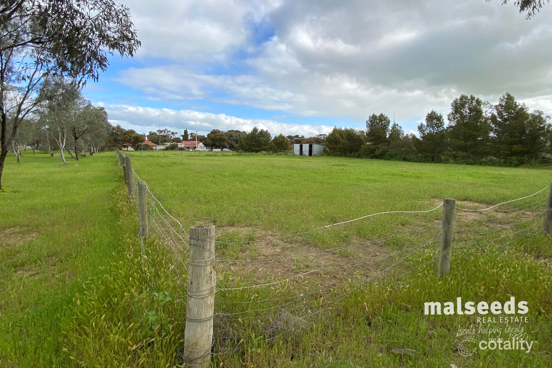 39 Bell St, Beulah, VIC 3395