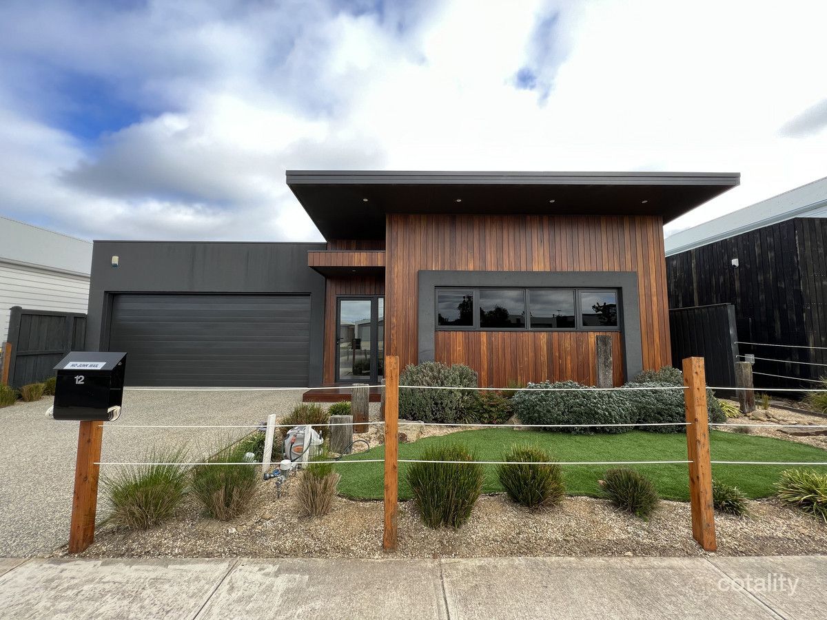 12 Rosser Bvd, Torquay, VIC 3228
