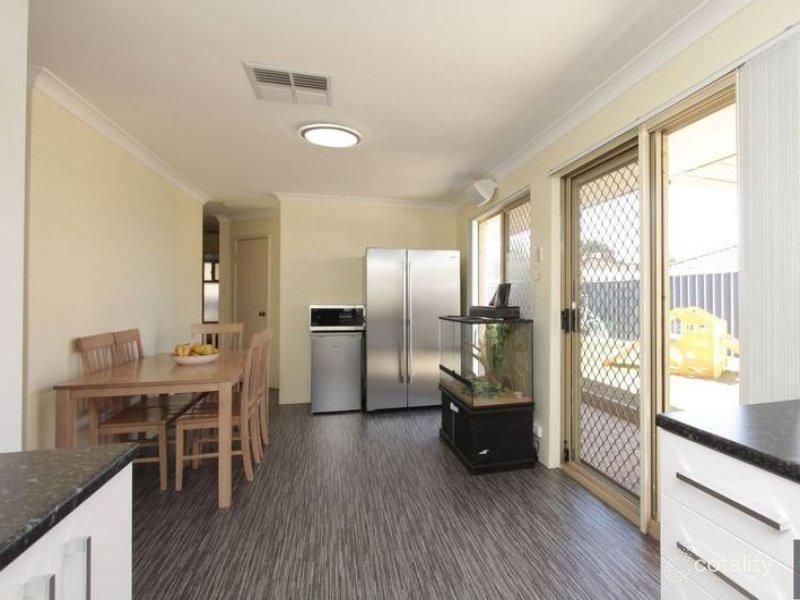 2/23 Quarram Way, Gosnells, WA 6110