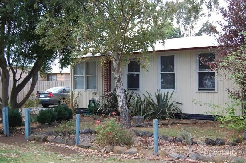 36 Horne St, Koroit, VIC 3282